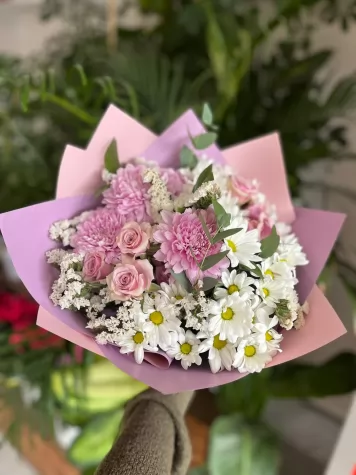 Papatya, Kasımpatı ve Çardak Gül Buketi